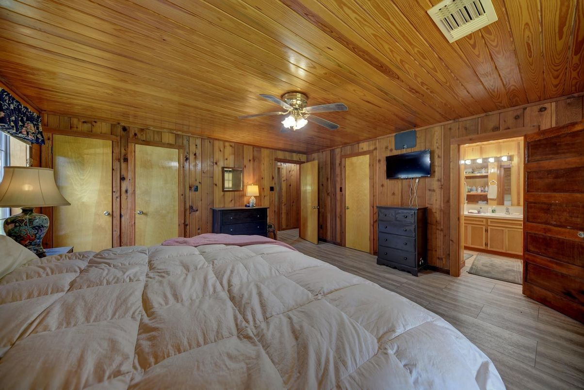Bedroom, Interior, Wooden Ceilings, Wood Texture Flooring, Wooden Walls