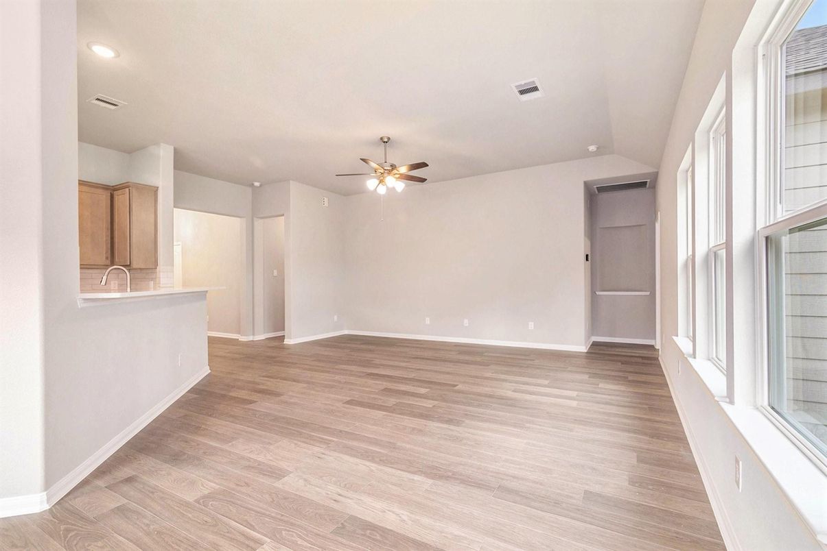 Empty room, Interior, Recessed Lighting, Wood Texture Flooring