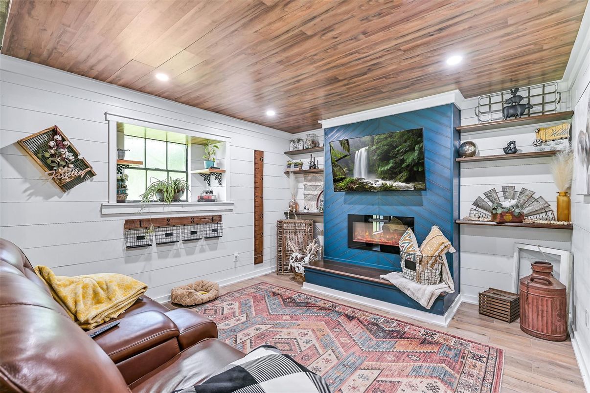Fireplace, Interior, Living room, Recessed Lighting, Wooden Ceilings, Wood Texture Flooring