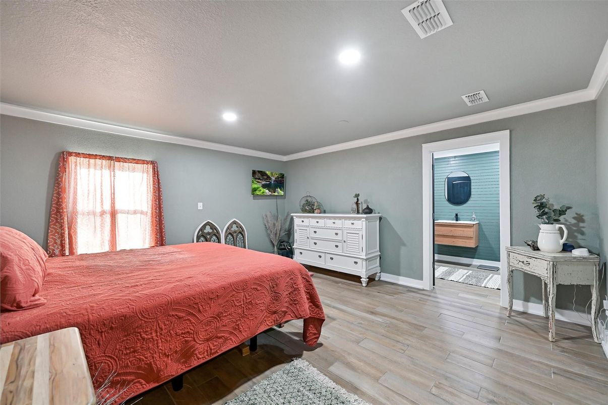 Bedroom, Interior, Recessed Lighting, Wood Texture Flooring