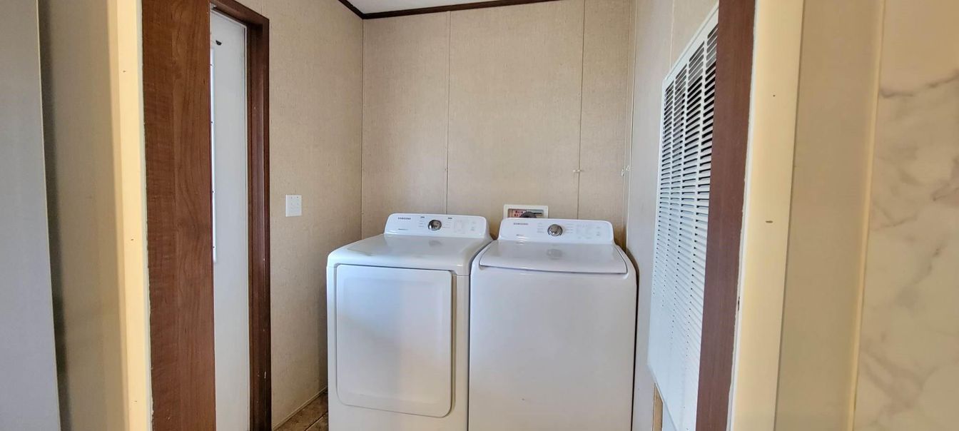 Interior, Utility Closets, Washer