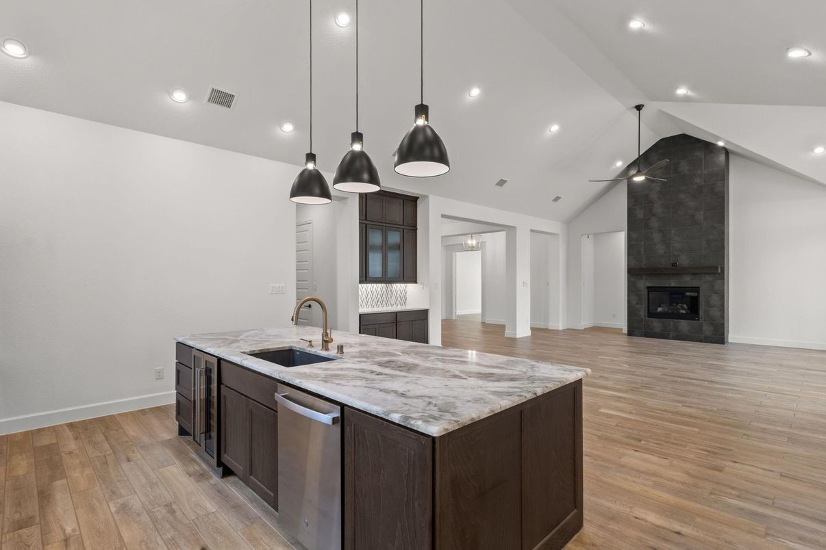 Fireplace, Interior, Kitchen, Pendant Lights, Recessed Lighting, Wood Texture Flooring