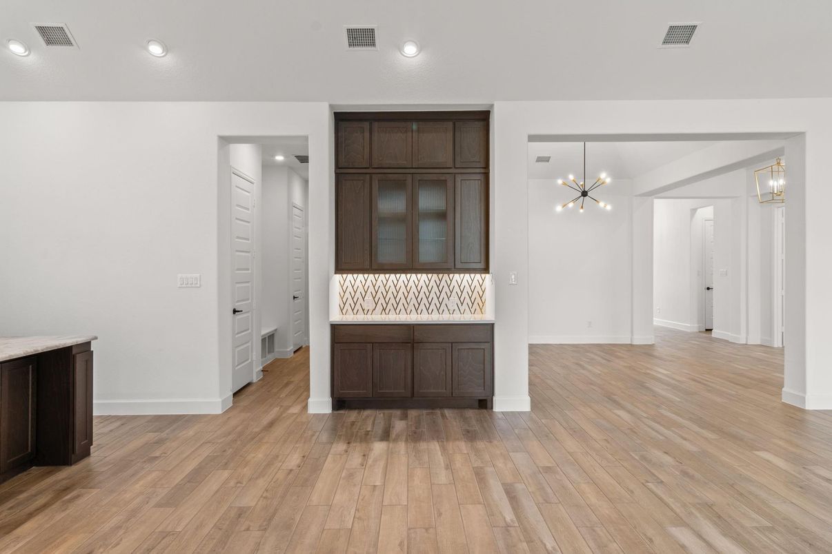 Interior, Pendant Lights, Recessed Lighting, Wood Texture Flooring