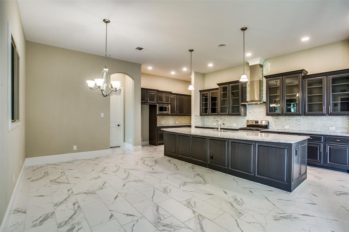 Chandelier, Interior, Kitchen, Marble, Pendant Lights, Recessed Lighting, Stainless Steel Appliances