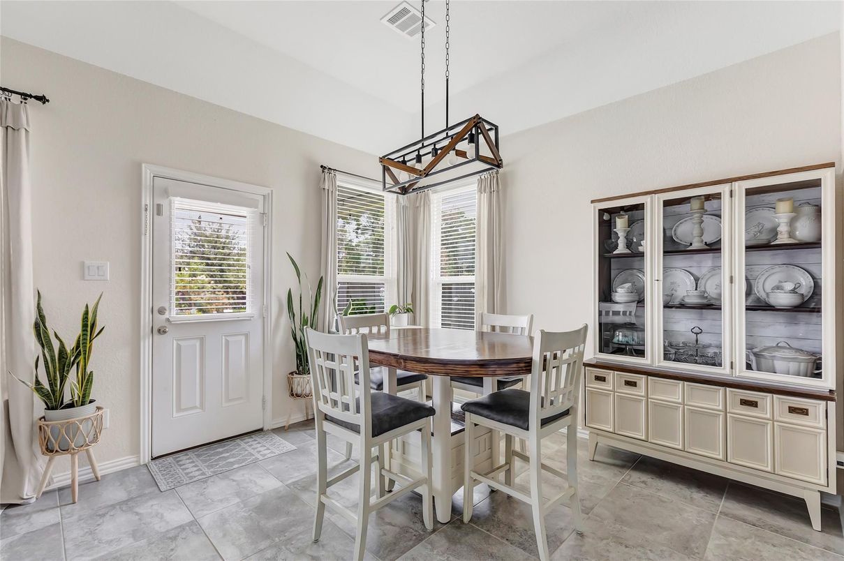 Dining room, Interior, Pendant Lights