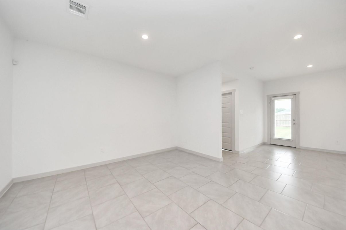 Empty room, Interior, Recessed Lighting