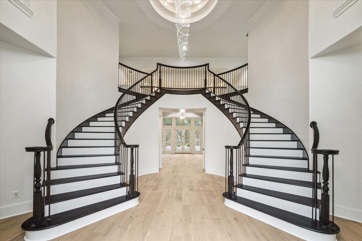 Chandelier, Interior, Wood Texture Flooring