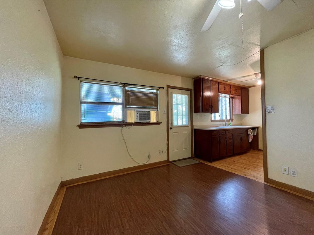 Empty room, Interior, Kitchen, Wood Texture Flooring