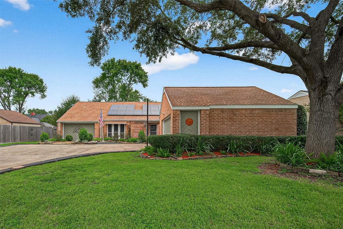 Backyard, Exterior, Solar Panels