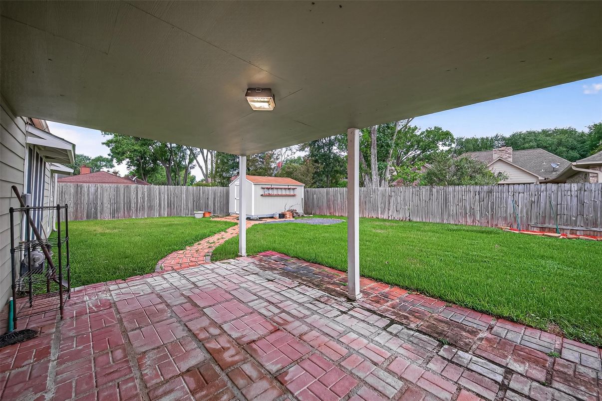 Backyard, Exterior