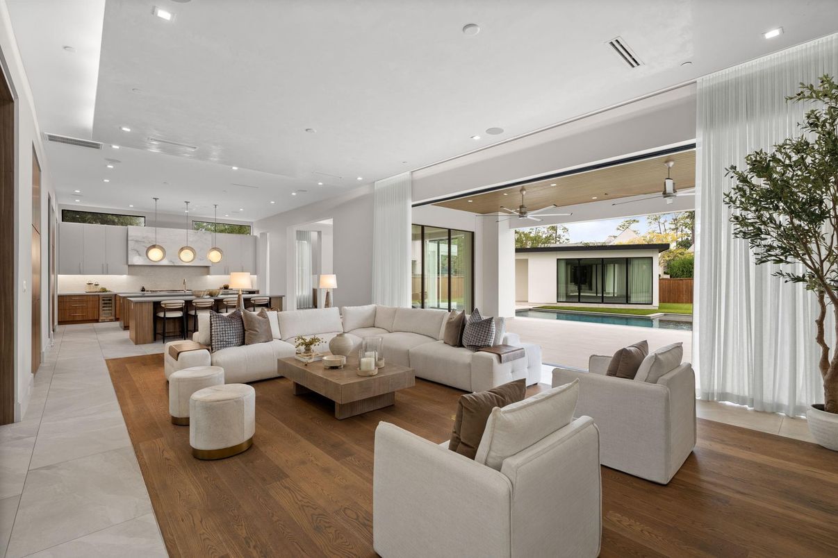 Interior, Kitchen, Living room, Pendant Lights, Recessed Lighting, Wood Texture Flooring
