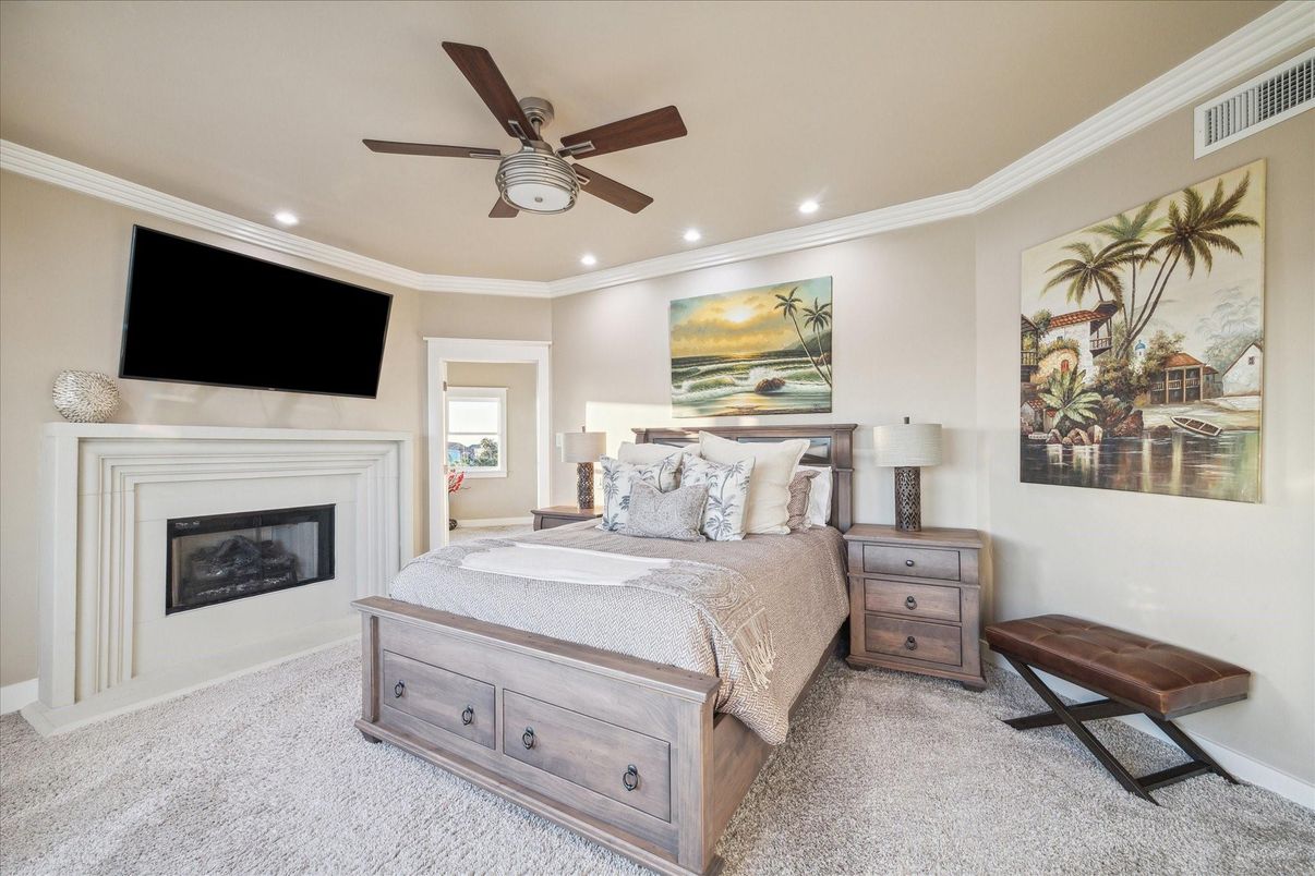 Bedroom, Fireplace, Interior, Recessed Lighting