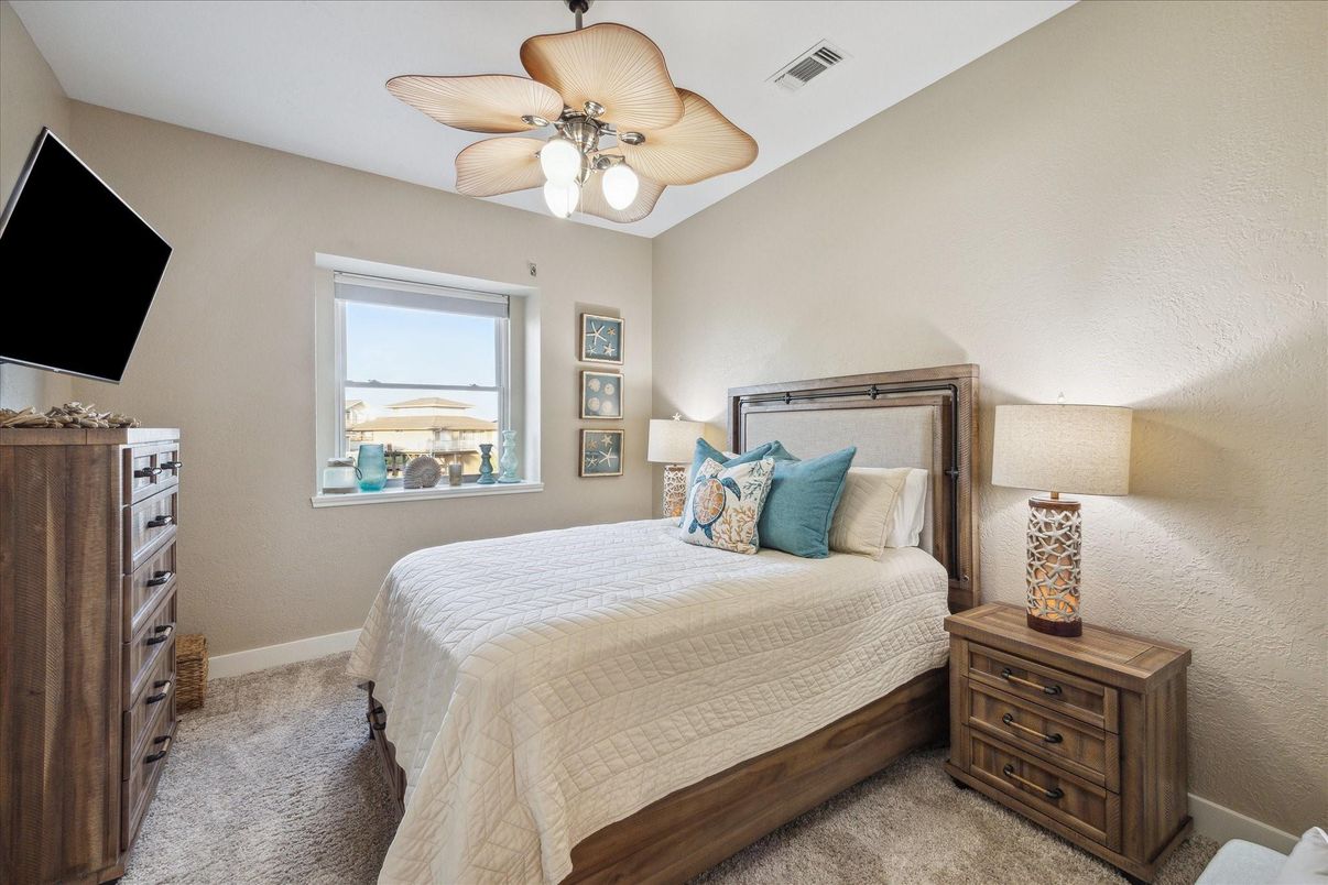 Bedroom, Interior, Water