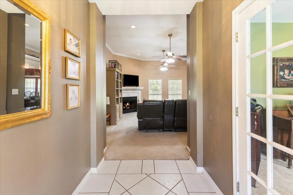 Fireplace, Interior, Recessed Lighting