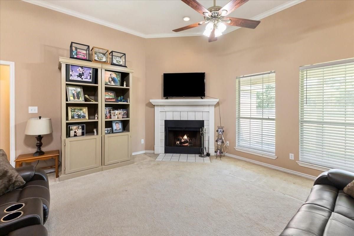 Fireplace, Interior, Recessed Lighting
