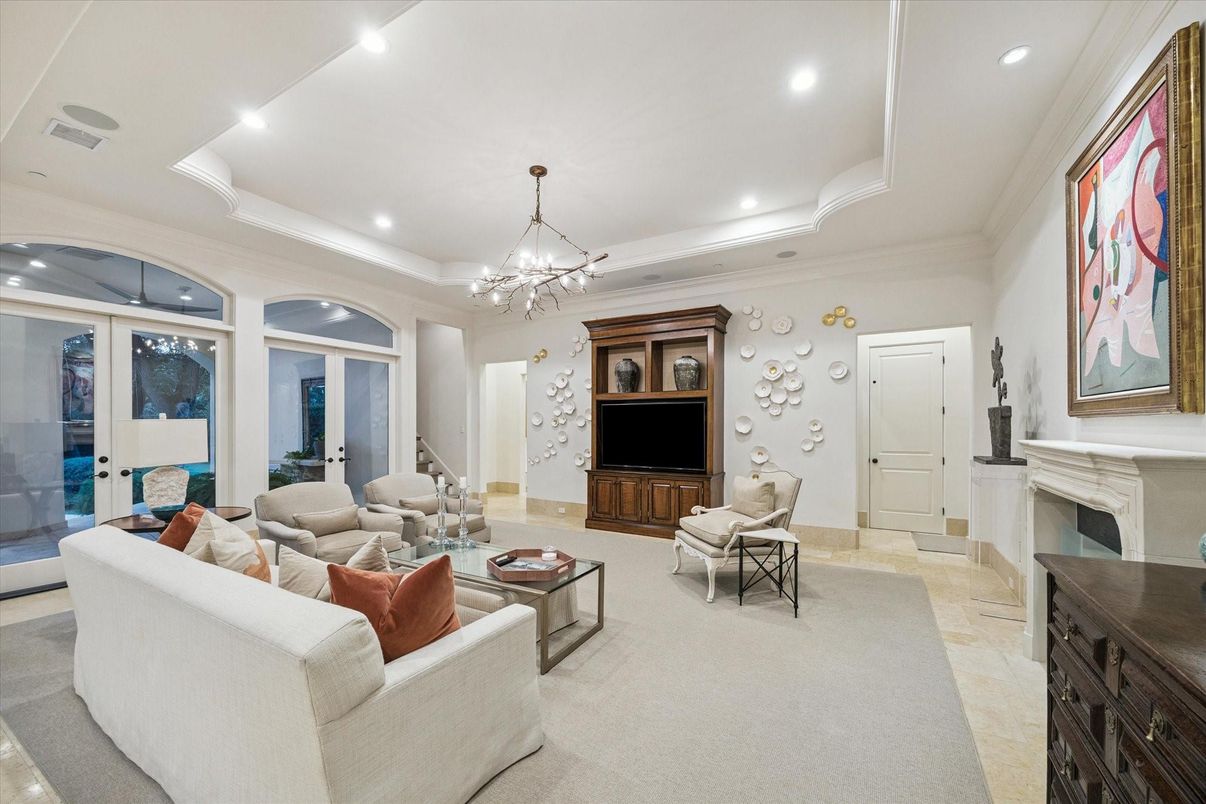 Fireplace, Interior, Living room, Pendant Lights, Recessed Lighting