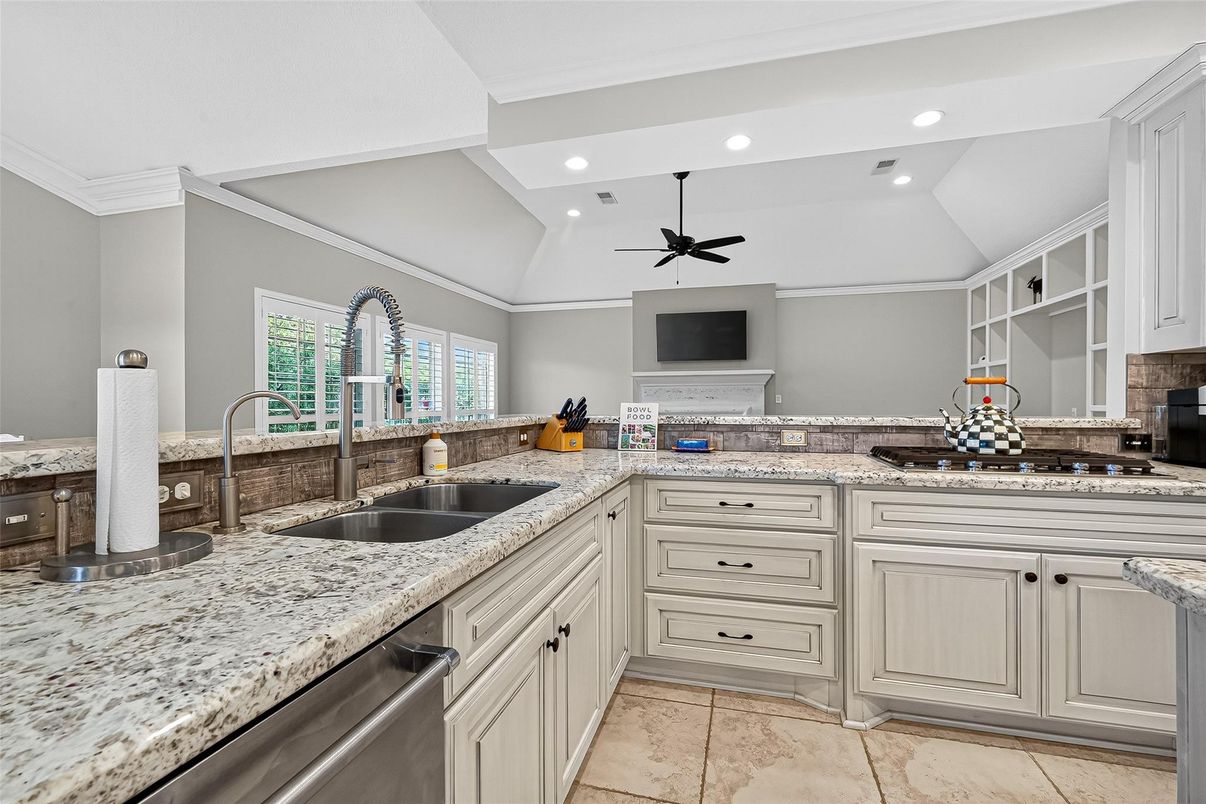 Interior, Kitchen, Recessed Lighting