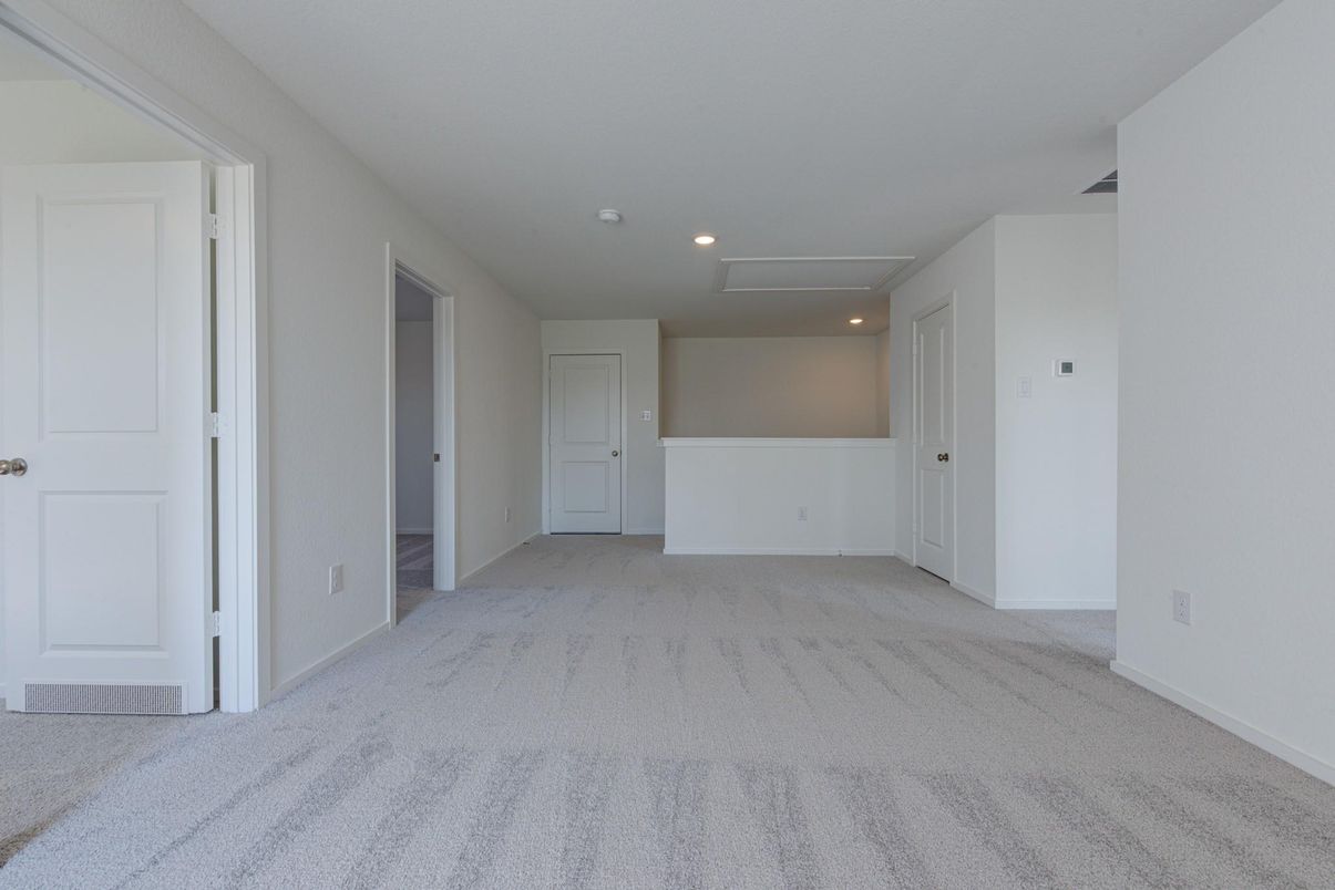 Empty room, Interior, Recessed Lighting