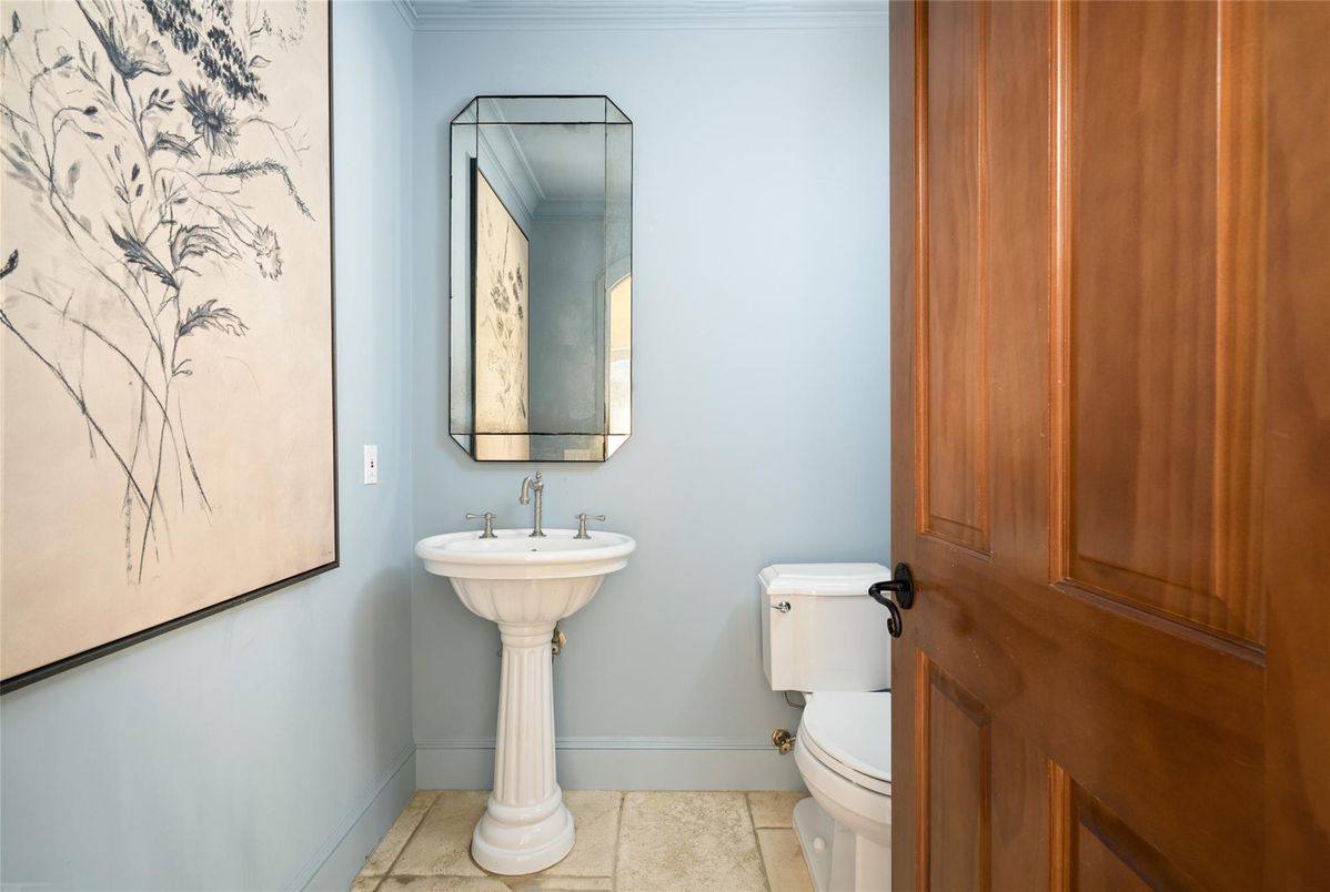 Bathroom, Interior