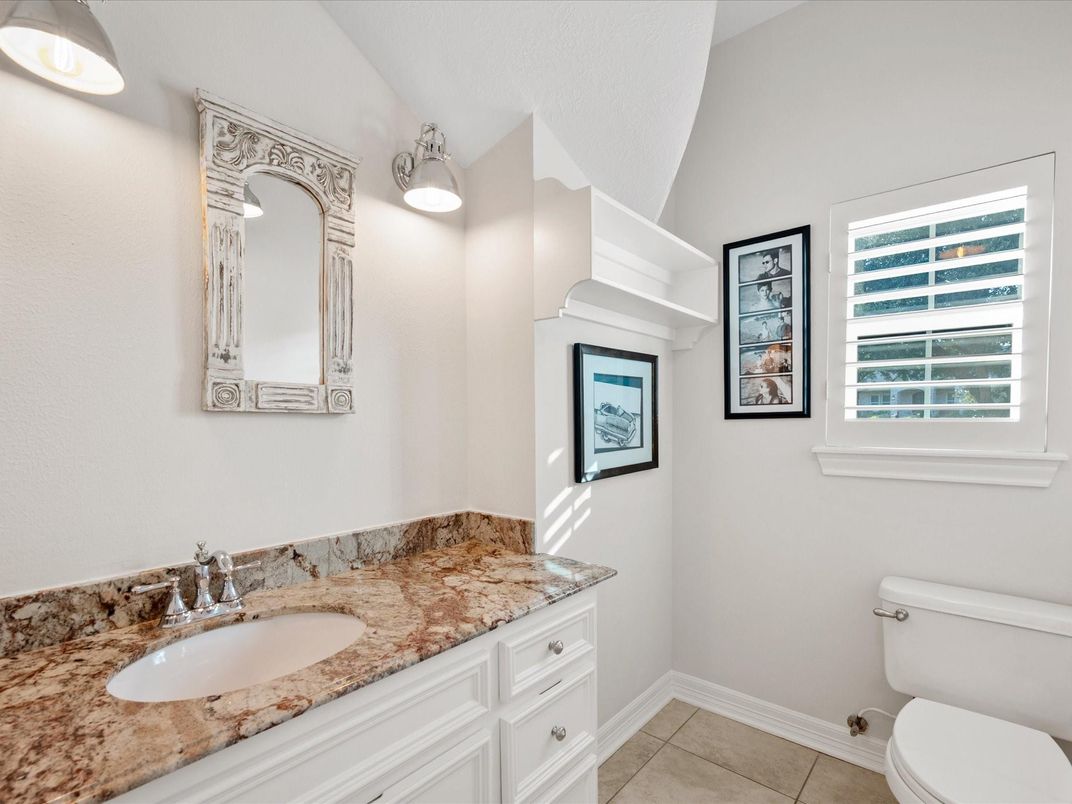 Bathroom, Interior