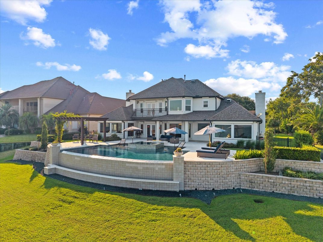 Backyard, Exterior, Pool