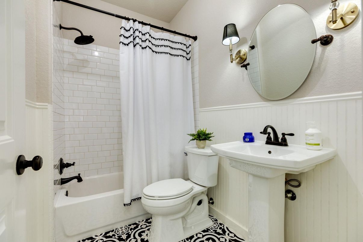 Bathroom, Interior