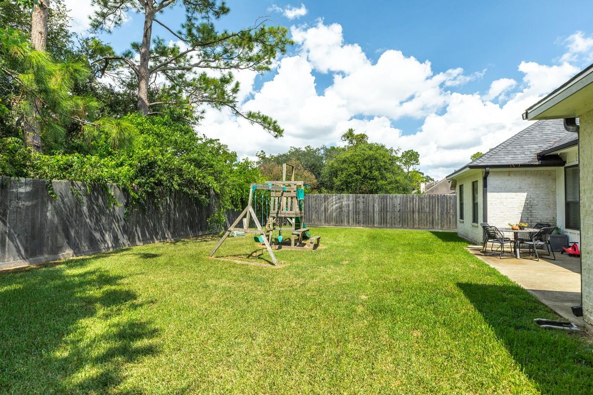 Backyard, Exterior, Playground
