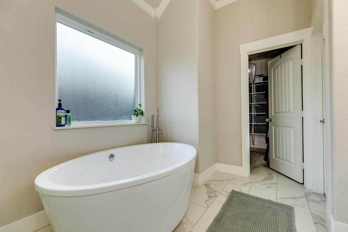 Bathroom, Free Standing Baths, Interior, Marble