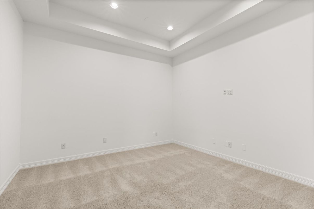 Empty room, Interior, Recessed Lighting