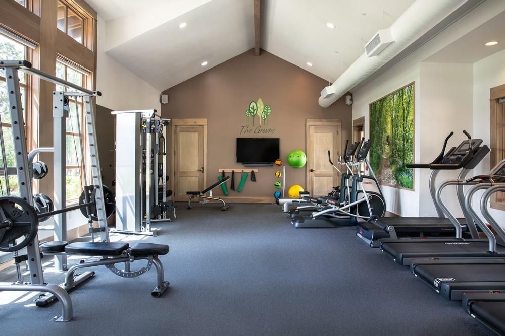 Fitness Equipment, Interior, Recessed Lighting