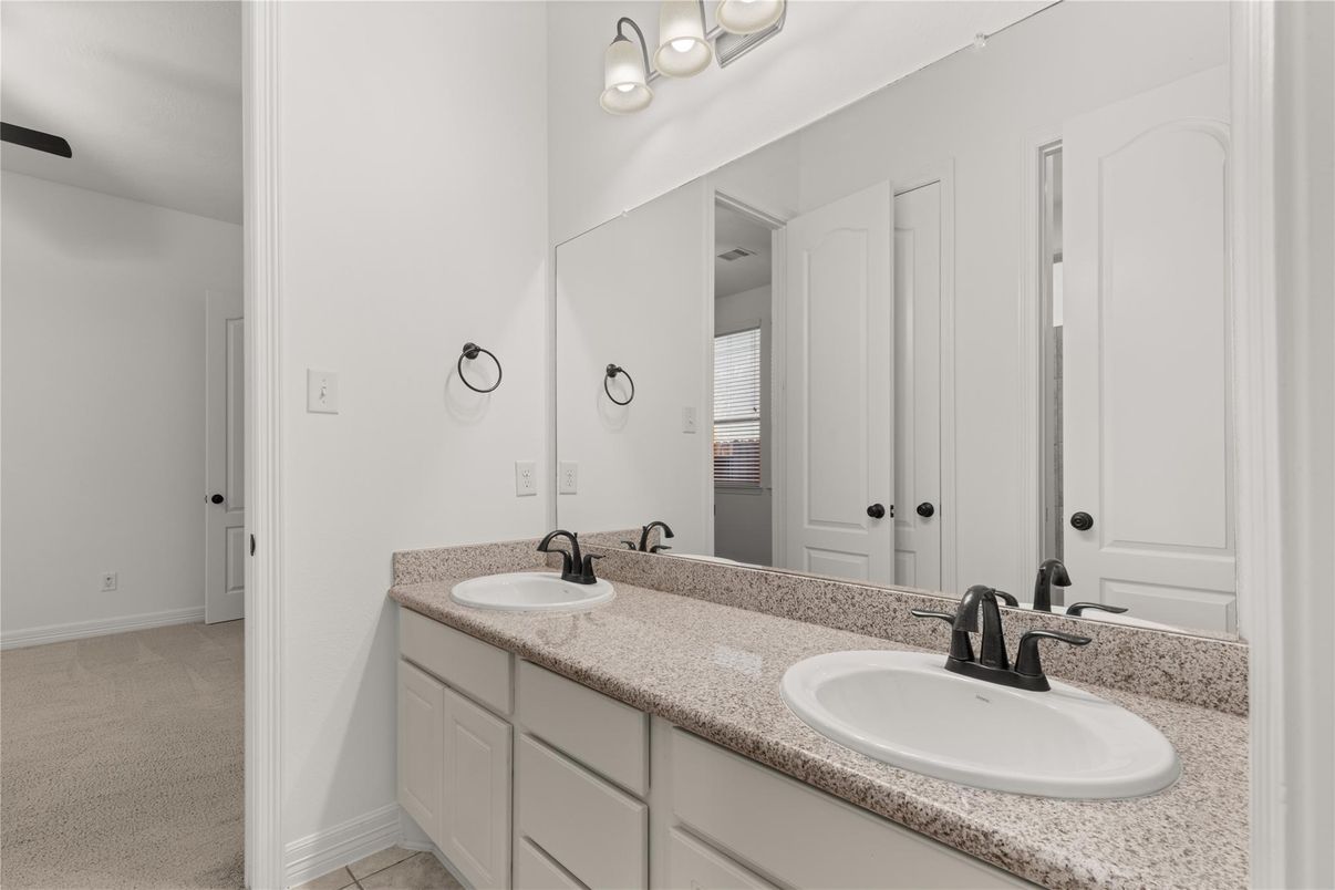 Bathroom, Dual Sink Vanities, Interior