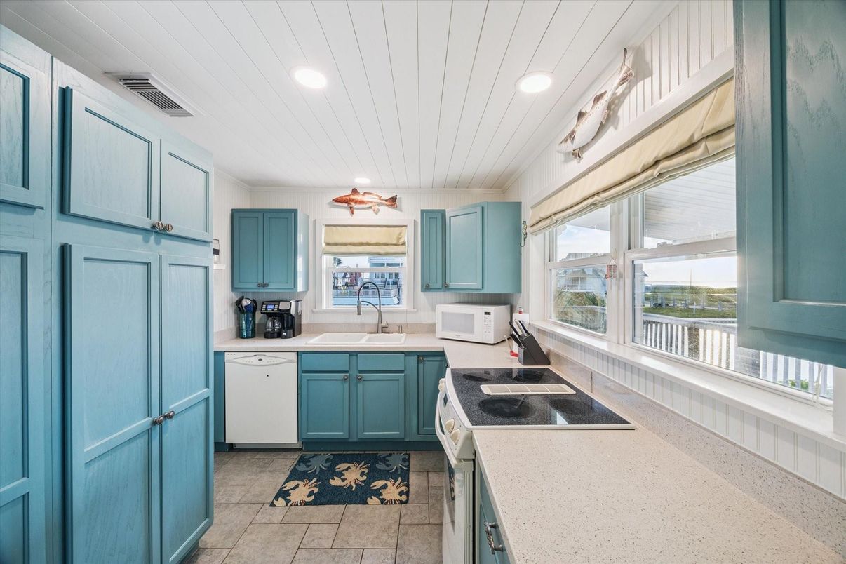 Interior, Kitchen, Recessed Lighting