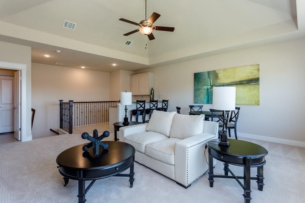 Dining room, Interior, Recessed Lighting