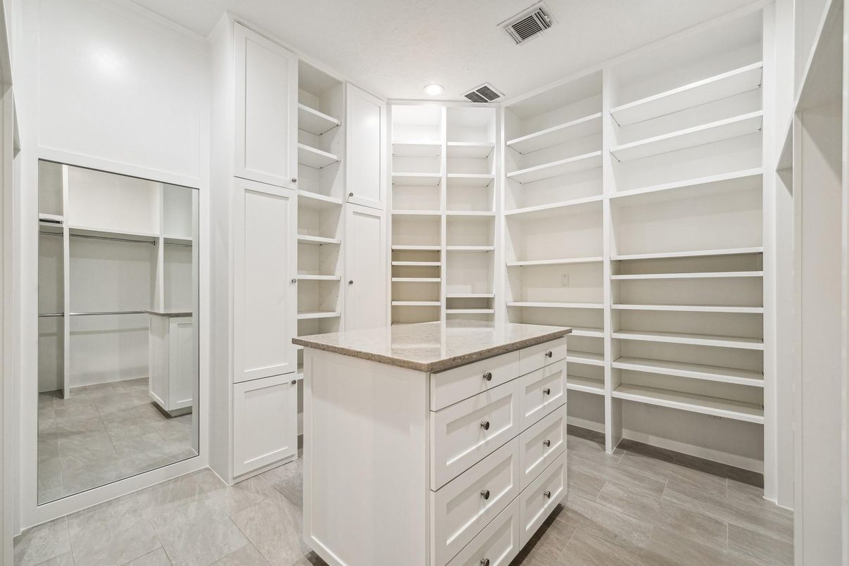 Interior, Recessed Lighting, Walk-in Closets
