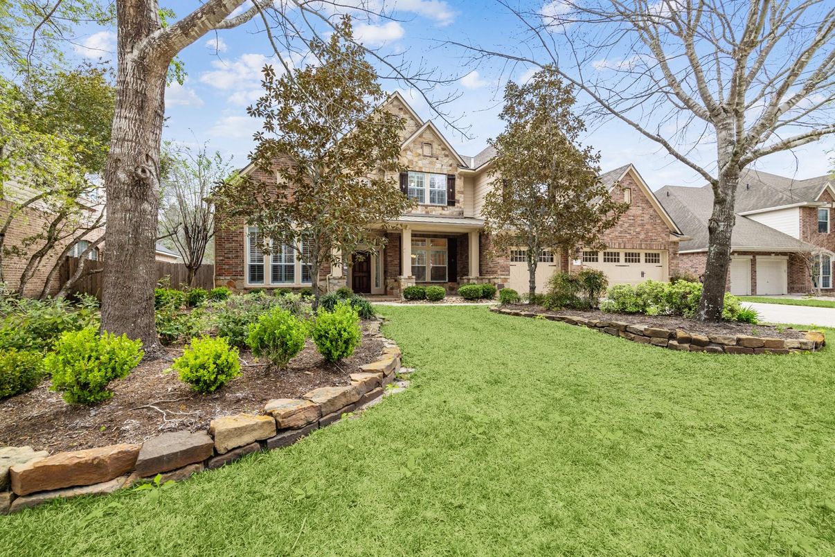 Attached, Backyard, Exterior, Facade, Brick Facade, Tudor Revival