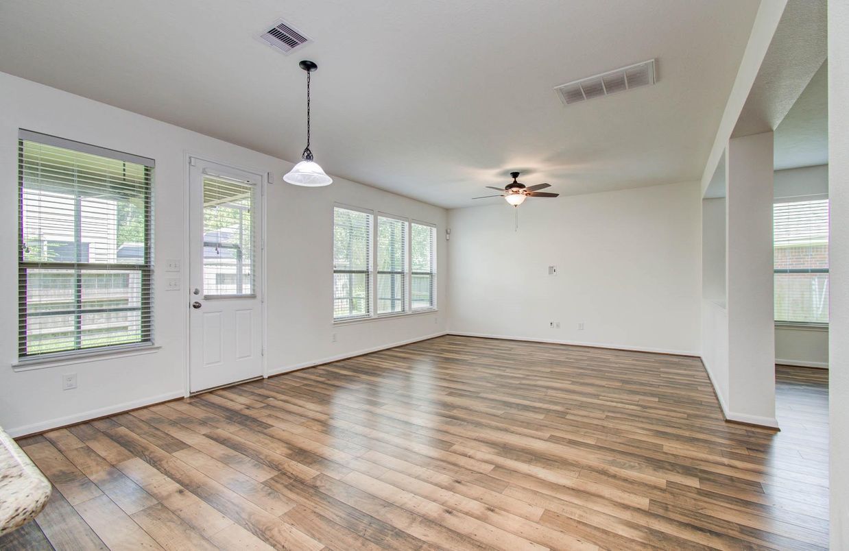 Empty room, Interior, Pendant Lights, Wood Texture Flooring