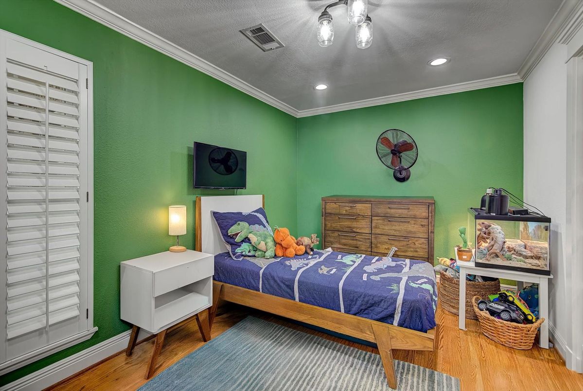 Bedroom, Interior, Recessed Lighting, Wood Texture Flooring