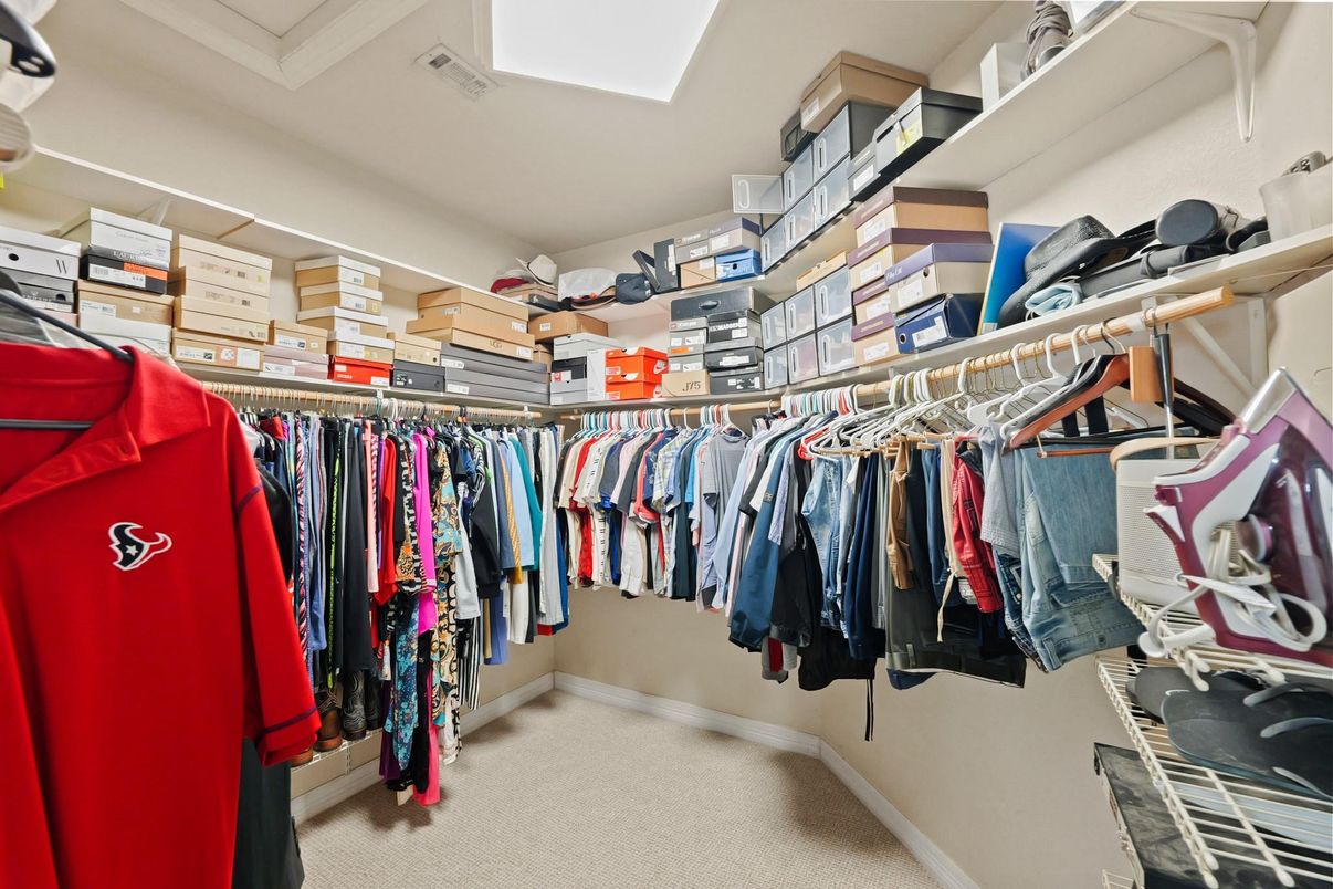 Interior, Walk-in Closets