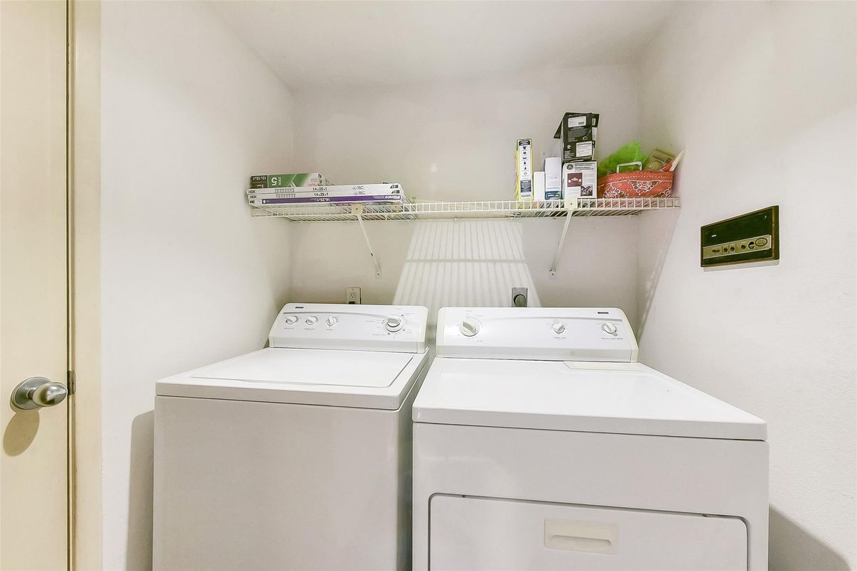 Interior, Utility Closets, Washer