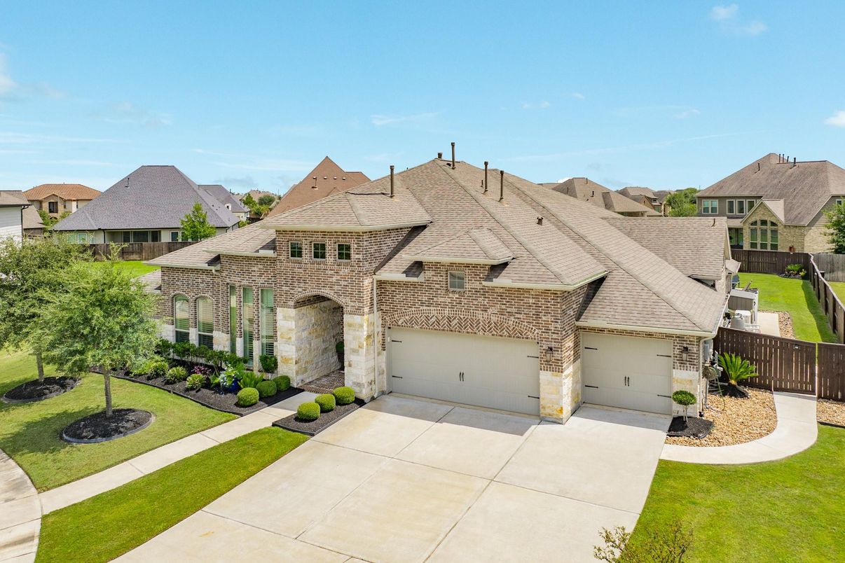 Attached, Exterior, Facade, French Provincial