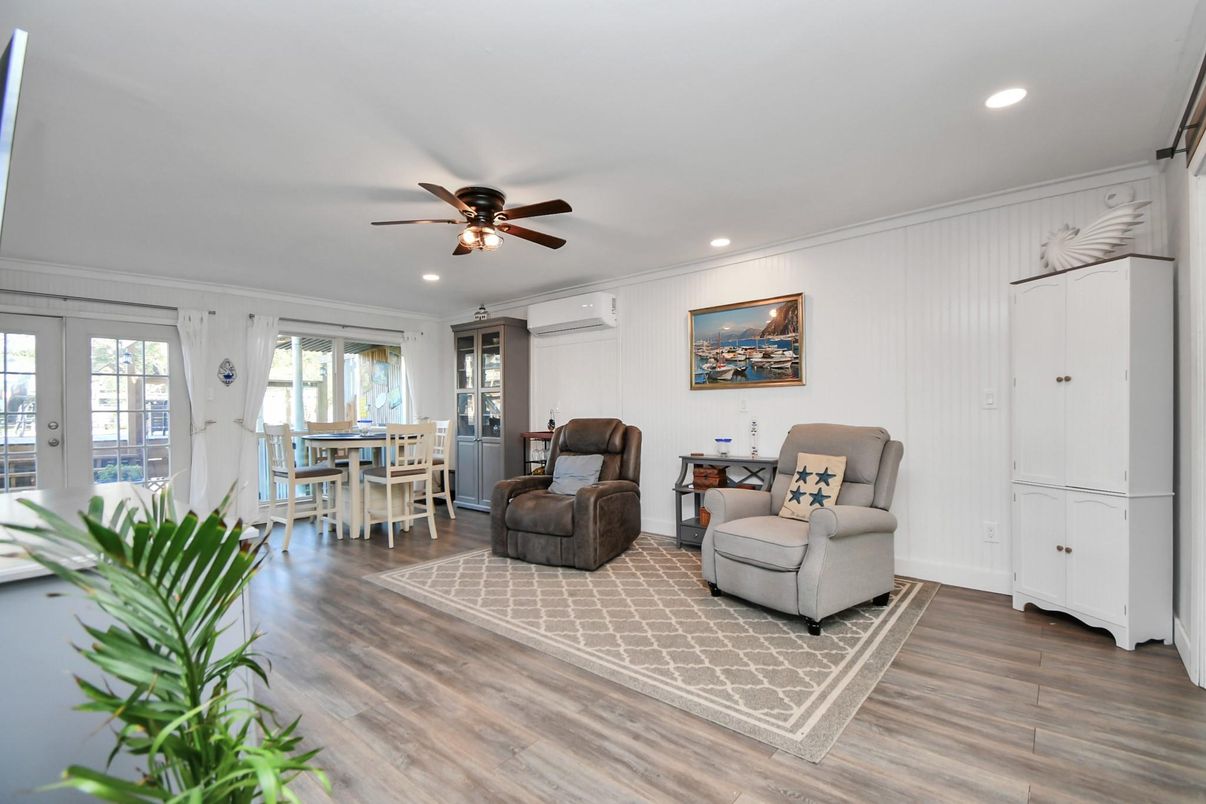 Dining room, Interior, Recessed Lighting, Wood Texture Flooring