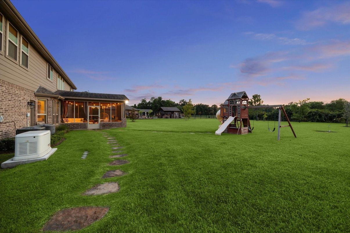 Backyard, Exterior, Playground