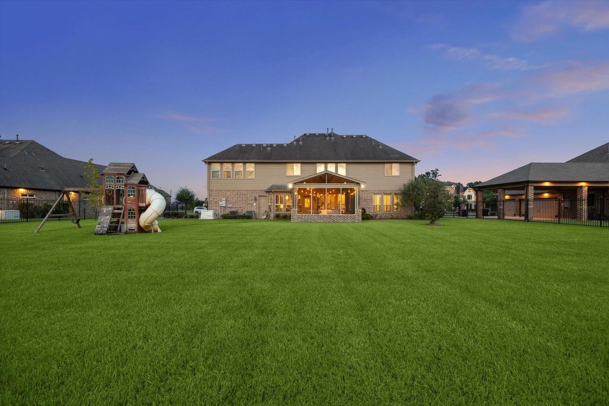 Backyard, Exterior, Playground