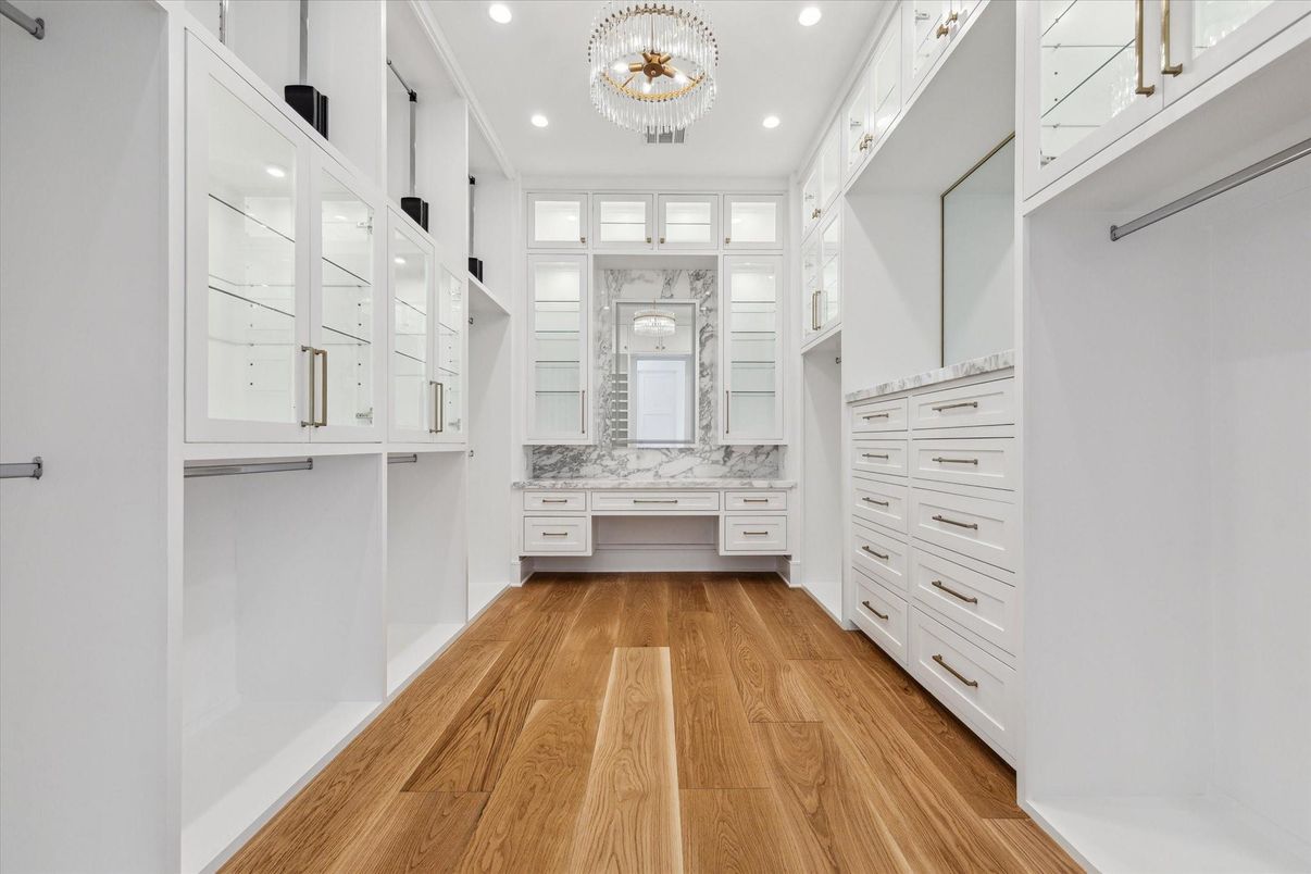 Chandelier, Interior, Recessed Lighting, Walk-in Closets, Wood Texture Flooring