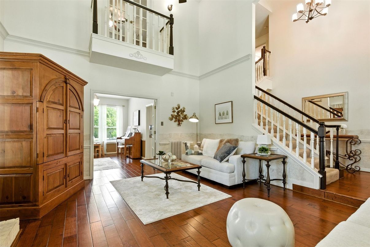 Chandelier, Interior, Living room, Wood Texture Flooring