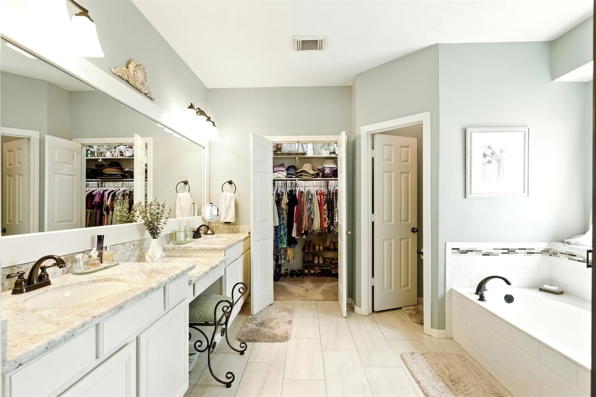Bathroom, Dual Sink Vanities, Interior, Walk-in Closets