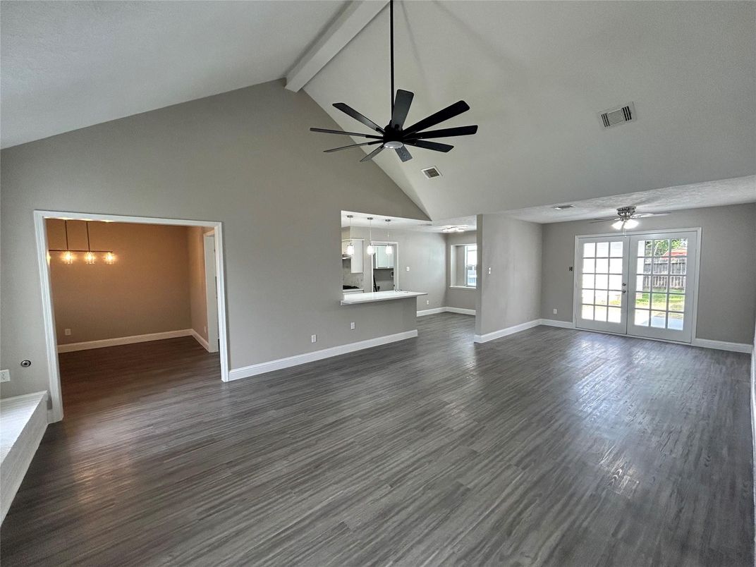 Empty room, Interior, Pendant Lights, Wood Texture Flooring