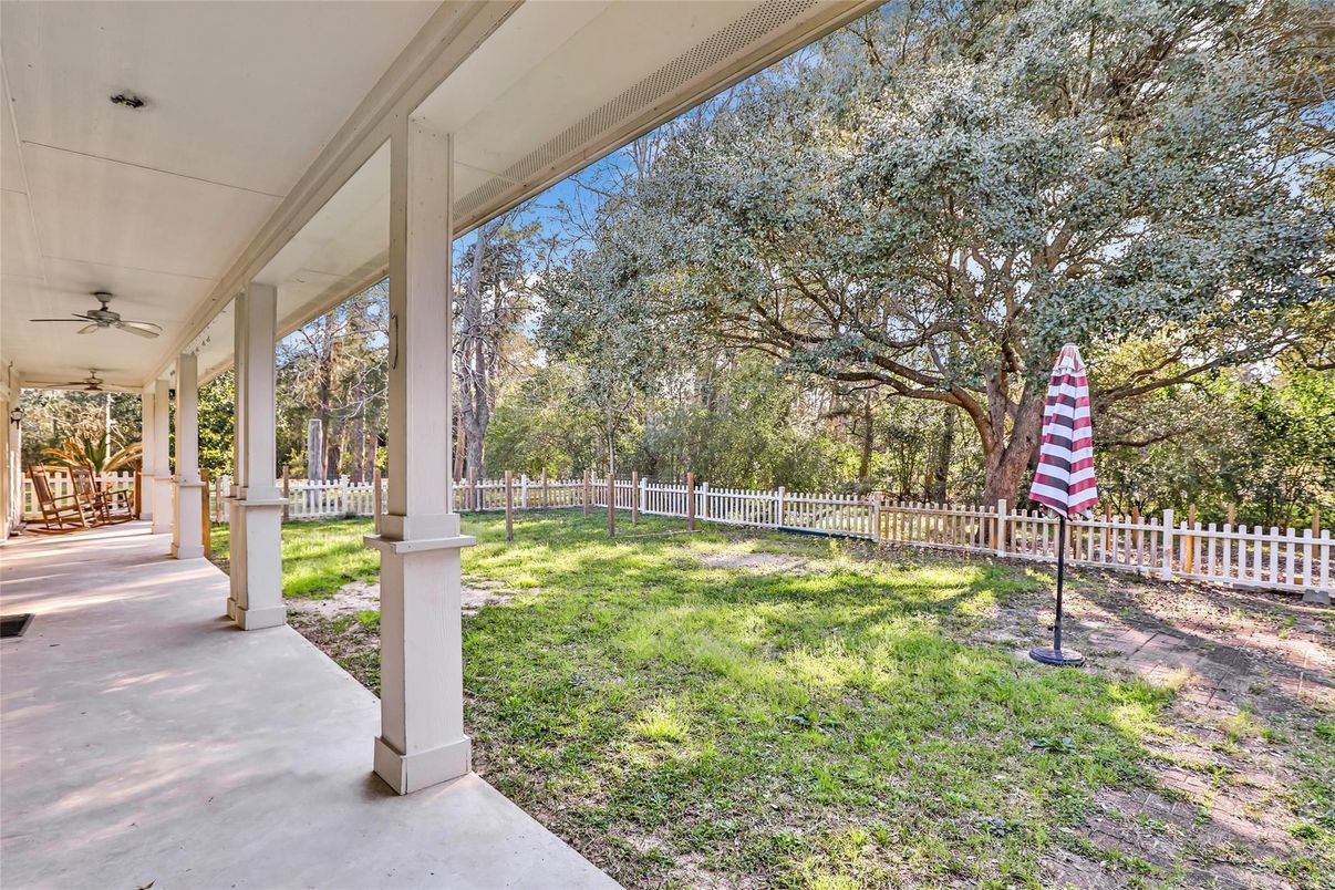 Backyard, Exterior