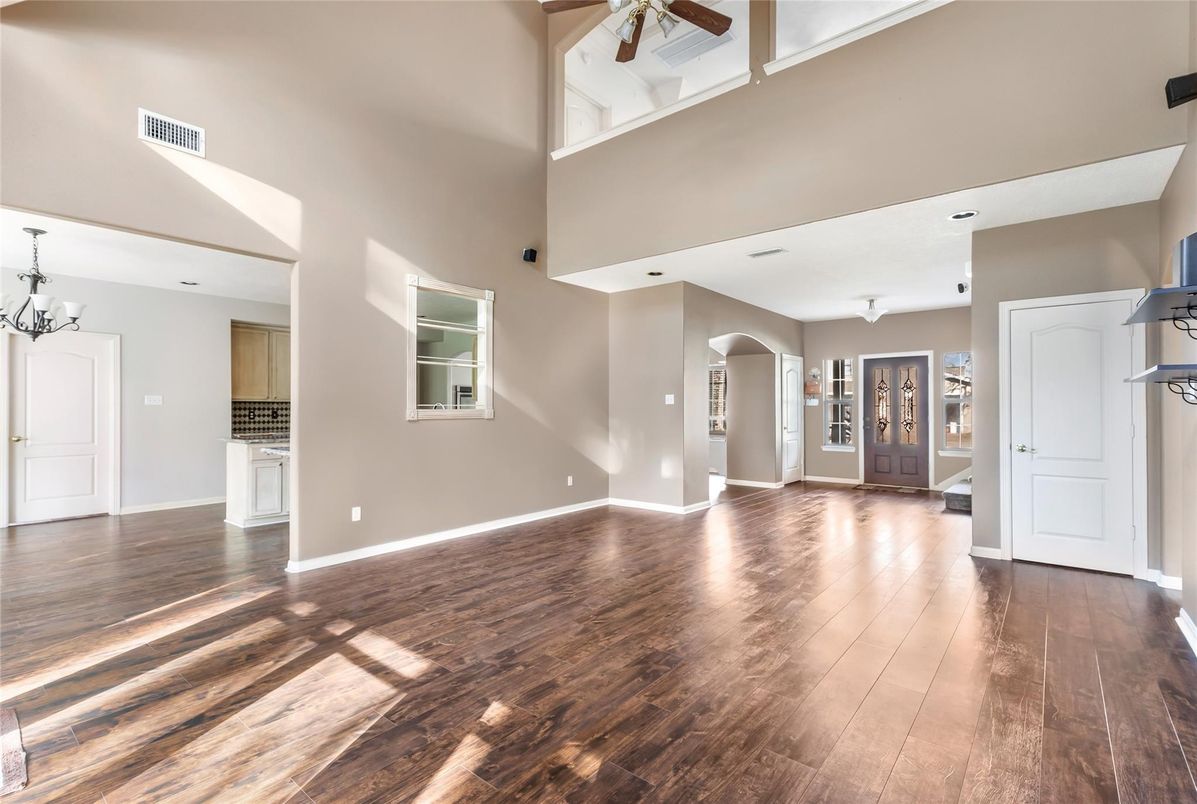 Chandelier, Interior, Wood Texture Flooring