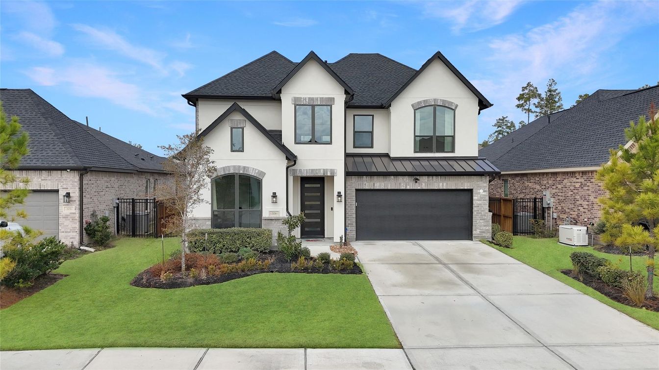 Attached, Exterior, Facade, Brick Facade, Farmhouse